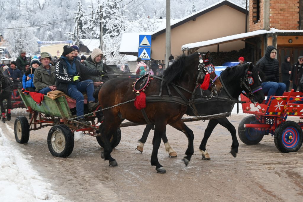 Bozicni konji 2026 1657