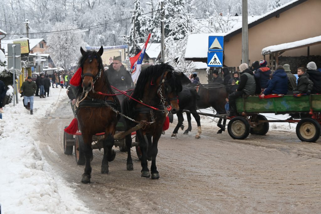 Bozicni konji 2026 1660