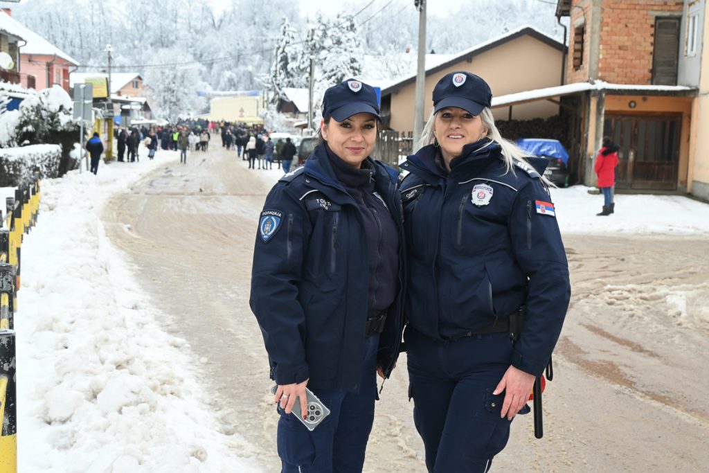 Bozicni konji 2026 1672