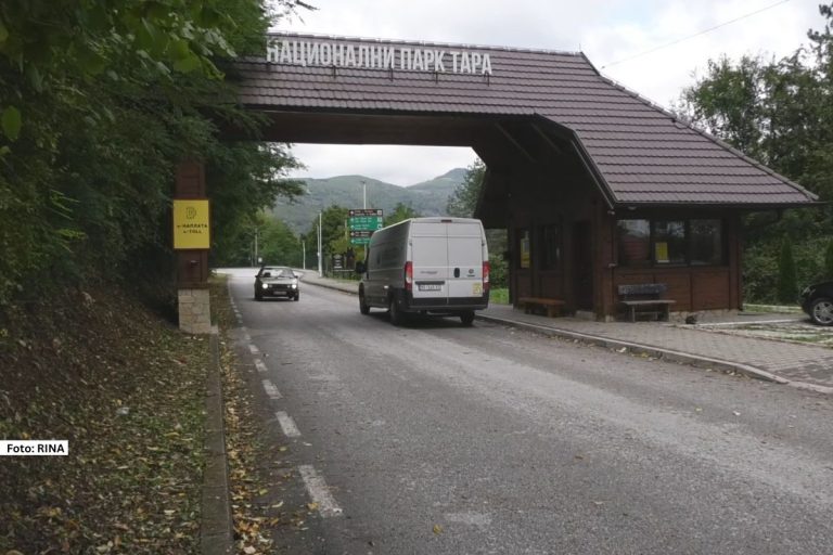 Bajina Bašta – Tokom prošle godine veliku buru u javnosti nezadovoljstvo meštana izazvala je odluka i da stanovnici Bajine Bašte moraju da plaćaju ulazak u NP Tara. Danas je to na radost žitelja konačno rešeno.
