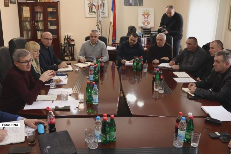 Glamočić je dodao da će država, zajedno sa proizvođačima i prerađivačima, propisati obavezne ugovore u svim granama poljoprivrede.