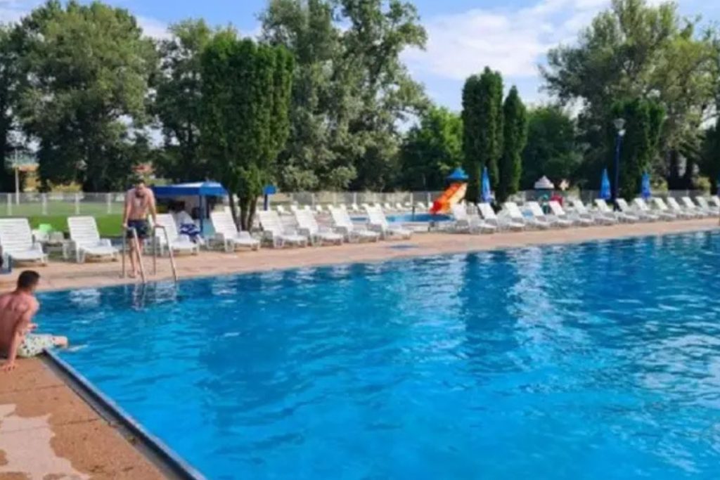 Užice – Letnja sezona je u punom jeku, a veliki broj Užičana spas od vrućina potražiće na Gradskoj plaži.
