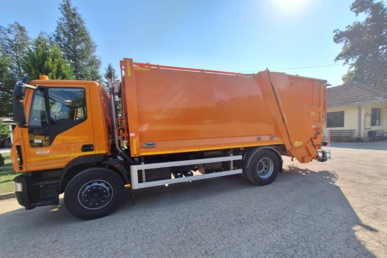 Autosmecar JKP 1