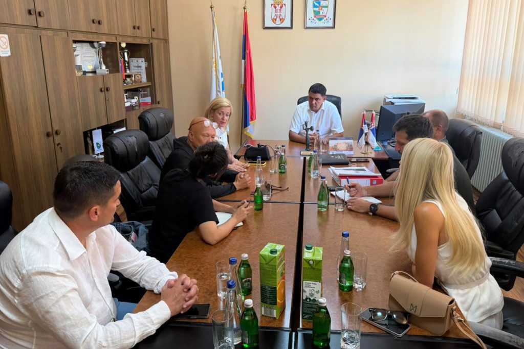 kineski investitor ljubovija fabrika 04