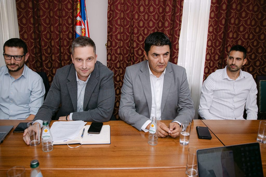 sastanak sa investitorima u Ministarstvu privrede septembar 4