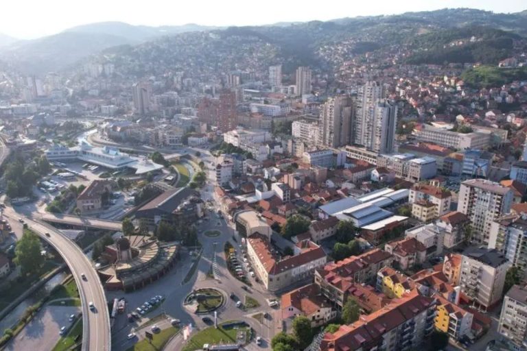 Grad Užice raspisao je Konkurs za dodelu gradskih stipendija učenicima srednjih škola za školsku 2026/2027. godinu.