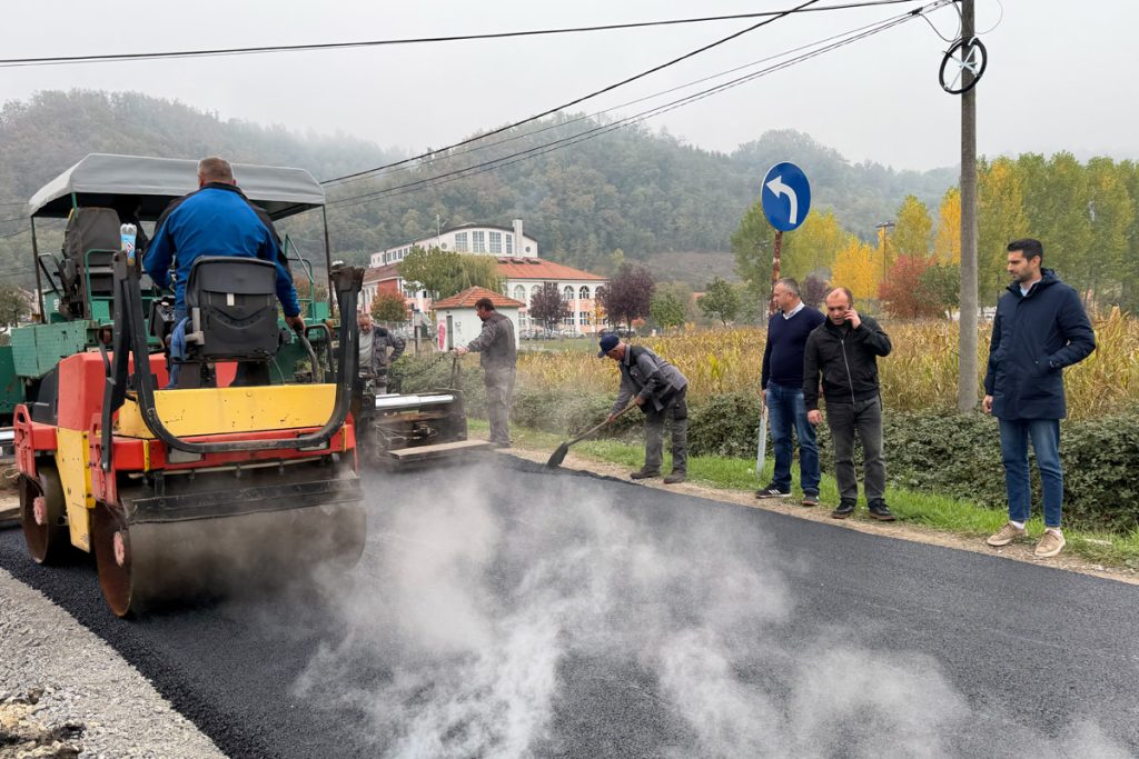 Asfaltiranje ulica u Ljuboviji – radovi u Ulici Jovana Cvijića