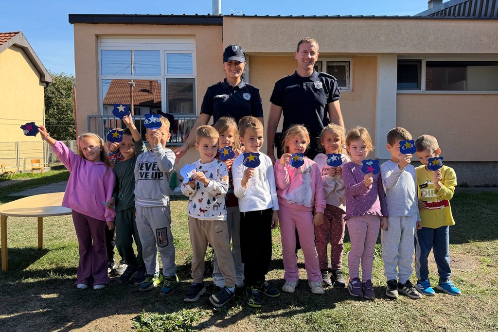decja nedelja ljubovija policija jesenja radionica 04